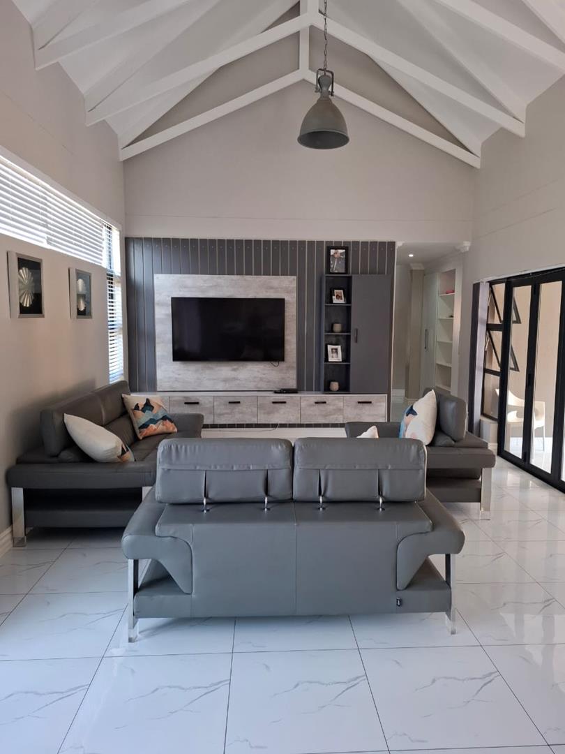 4 Bedroom Property for Sale in Leloko North West